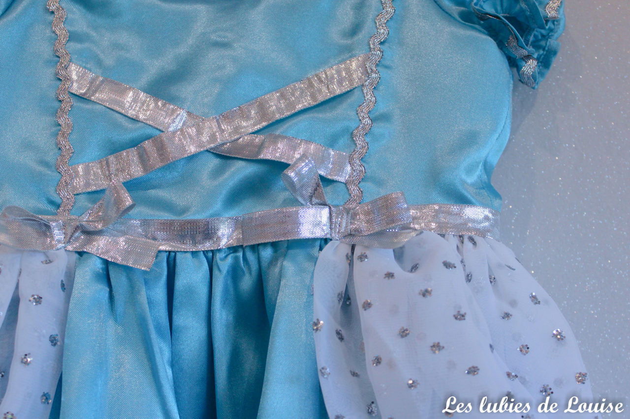 La vraie robe de la reine des neiges - Les Lubies de Louise