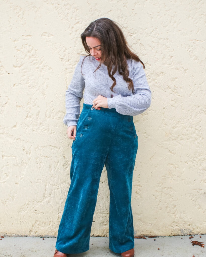 Devant du pantalon fauvette où je montre les boutons